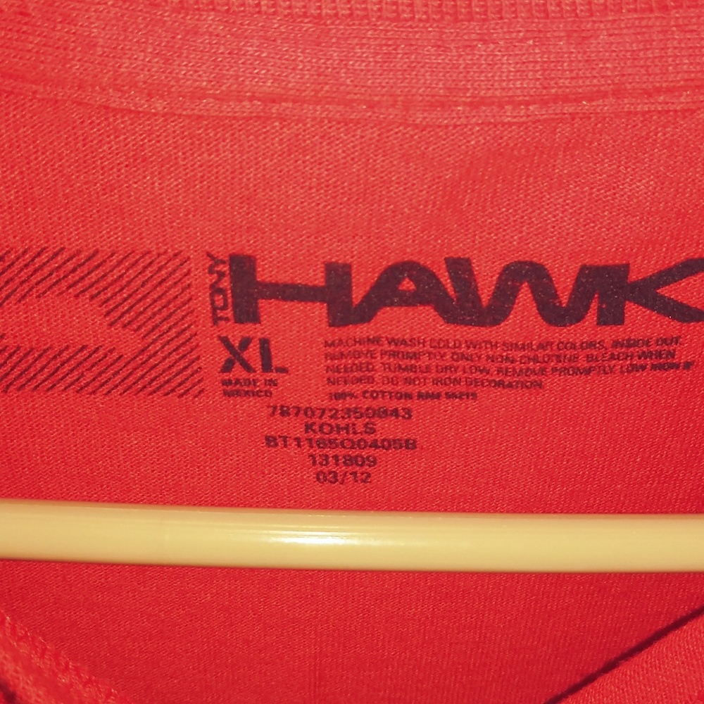 Tony Hawk red t-shirt